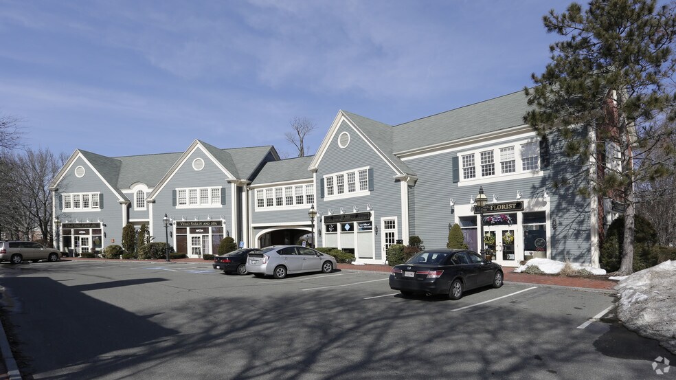 10 Maple St, Middleton, MA à louer - Photo principale – Image 1 sur 35