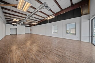 2212 S Walton Blvd, Bentonville, AR à louer Photo intérieure– Image 1 sur 2