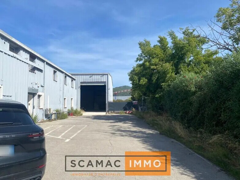 Industriel/Logistique dans Aubagne à louer - Photo de l’immeuble – Image 3 sur 8