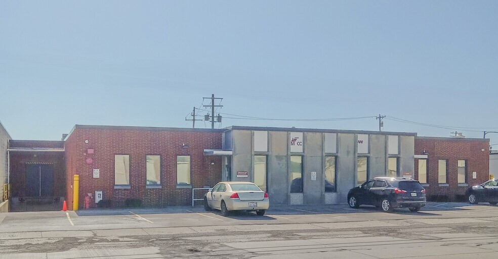 13355 Capital St, Oak Park, MI à louer - Photo de l’immeuble – Image 1 sur 1