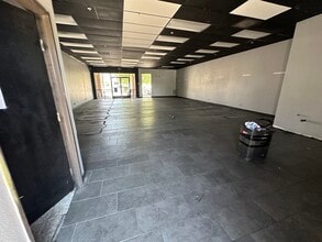 480 N State St, San Jacinto, CA à louer Photo intérieure– Image 2 sur 4