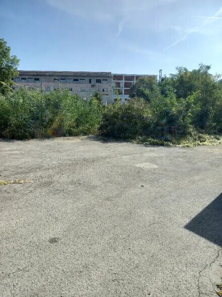 Terrain dans Besançon à vendre - Photo de l’immeuble – Image 3 sur 3