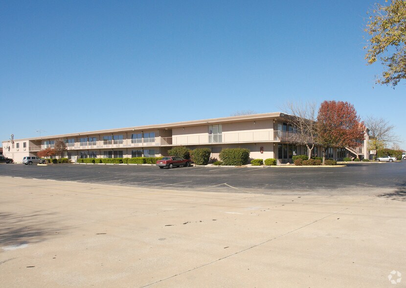 3134 NW Cache Rd, Lawton, OK à vendre - Photo de l’immeuble – Image 3 sur 3