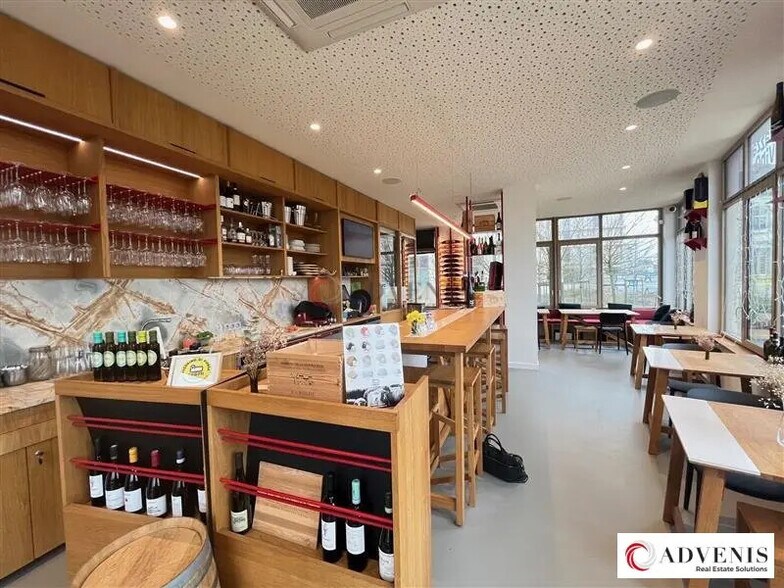 Local commercial dans Bordeaux à vendre - Photo intérieure – Image 1 sur 8