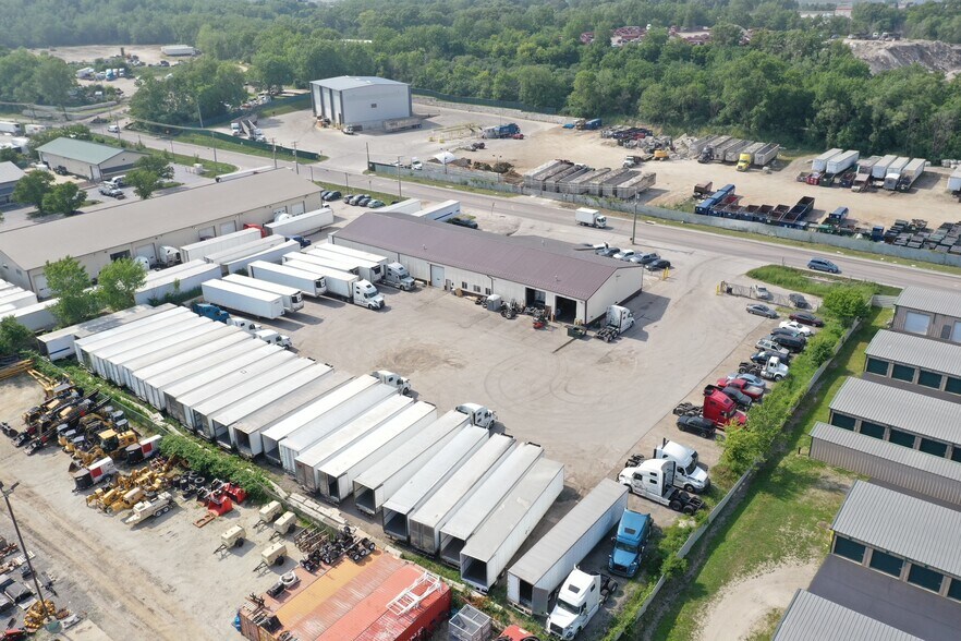 2250 Moen Ave, Rockdale, IL à louer - Photo de l’immeuble – Image 3 sur 28