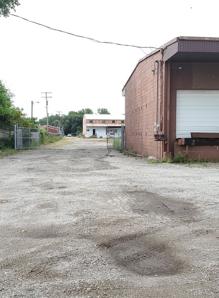 2046 Keystone Dr, Springfield, IL à vendre - Photo de l’immeuble – Image 3 sur 22