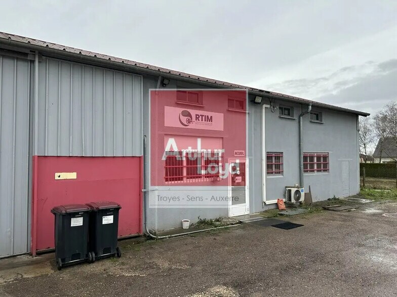Industriel/Logistique dans Barberey-Saint-Sulpice à vendre - Photo de l’immeuble – Image 3 sur 12