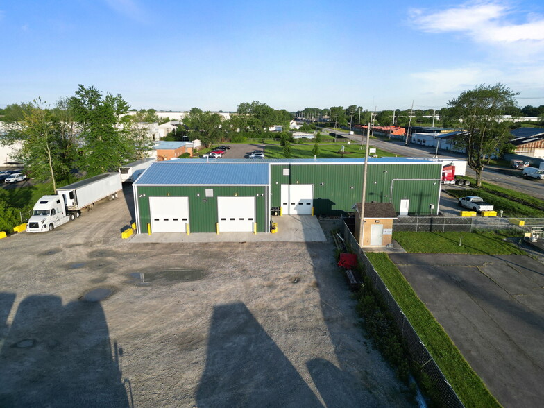 2025 Refugee Rd, Columbus, OH à louer - Photo de l’immeuble – Image 3 sur 17