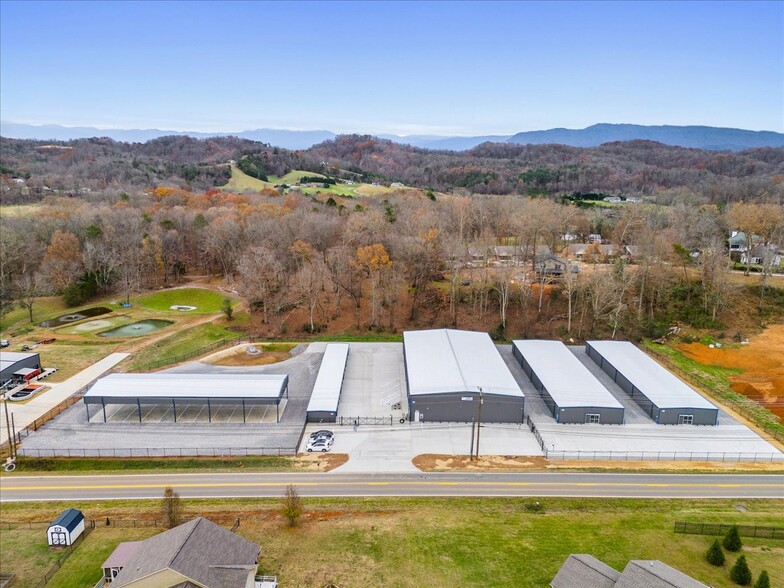 2245 Boyds Creek hwy, Sevierville, TN à vendre - Photo de l’immeuble – Image 3 sur 48