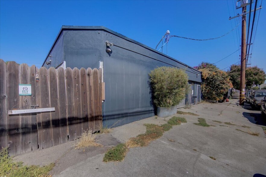 2928-2930 Chapman St, Oakland, CA à vendre - Photo de l’immeuble – Image 2 sur 21