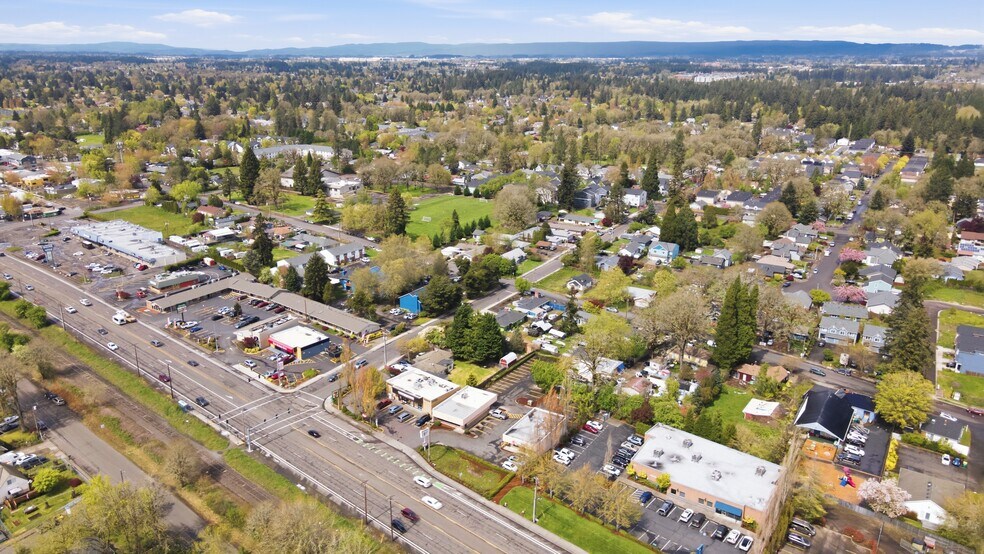 17735-17755 SW Tualatin Valley Hwy, Beaverton, OR à vendre - Photo de l’immeuble – Image 3 sur 7