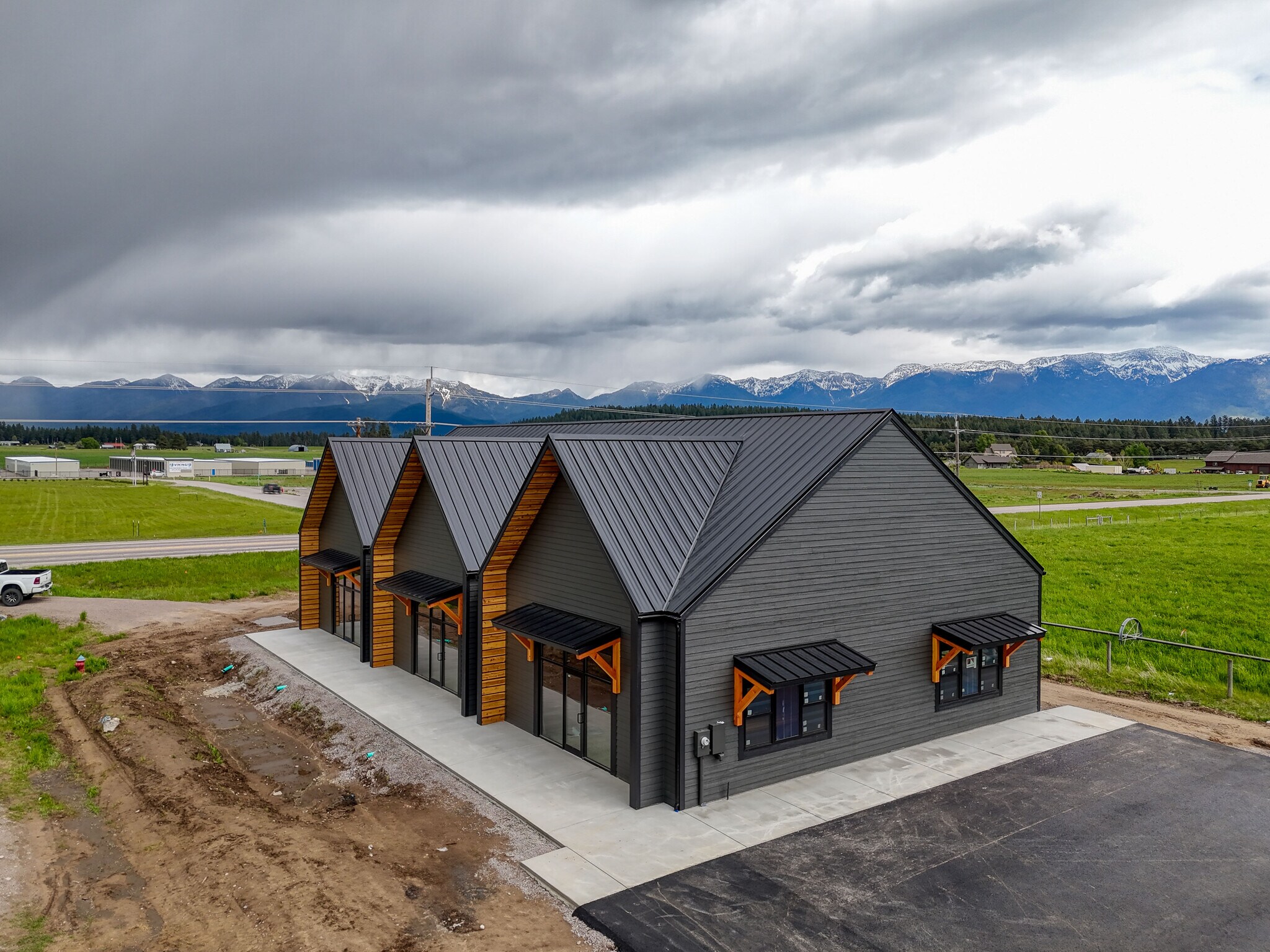101 Jewel Basin Ct, Bigfork, MT à louer Photo de l’immeuble– Image 1 sur 20