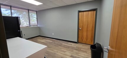 402 Chairman Ct, DeBary, FL à louer Photo intérieure– Image 2 sur 19