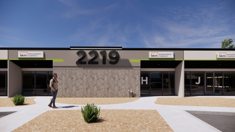 2105 S 48th St, Tempe, AZ à louer - Photo de l’immeuble – Image 2 sur 11