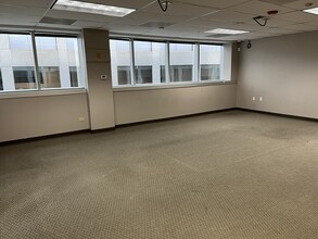 8200 E Belleview Ave, Greenwood Village, CO à louer Photo de l’immeuble– Image 2 sur 3