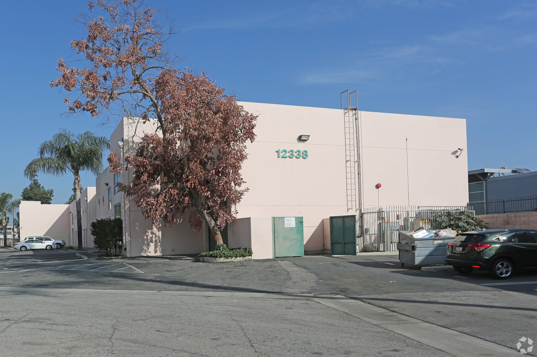 12338 Valley Blvd, El Monte, CA à louer Photo principale– Image 1 sur 43