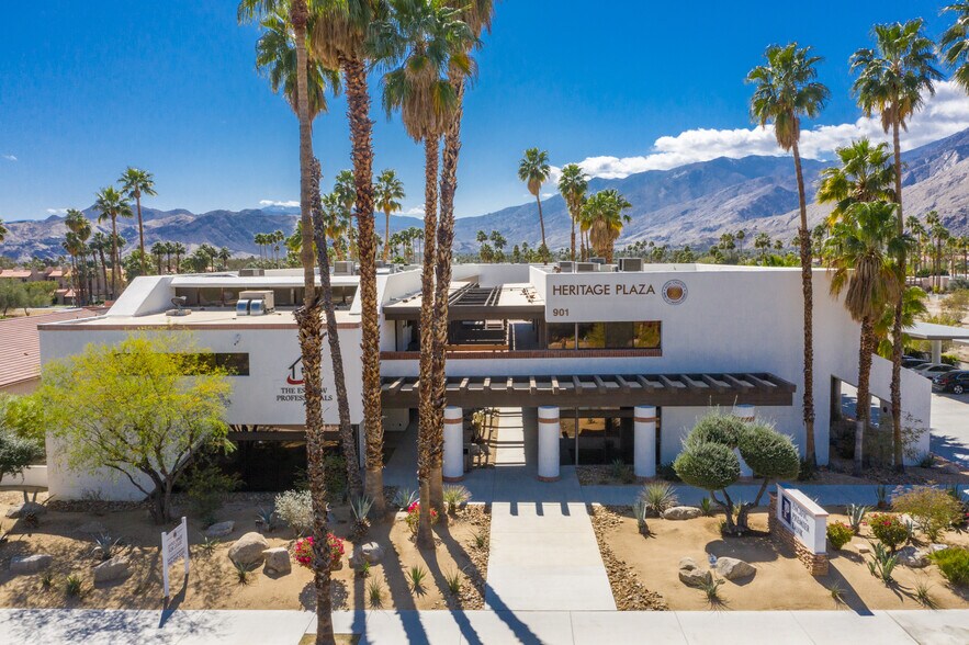 901 E Tahquitz Canyon Way, Palm Springs, CA à louer - Photo de l’immeuble – Image 1 sur 26