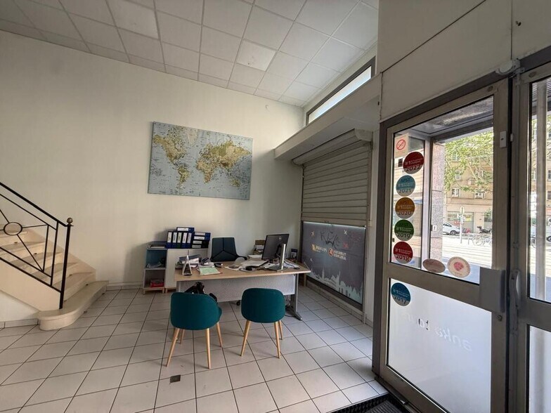 6 Rue Des Emeraudes, Lyon à louer - Photo intérieure – Image 2 sur 7