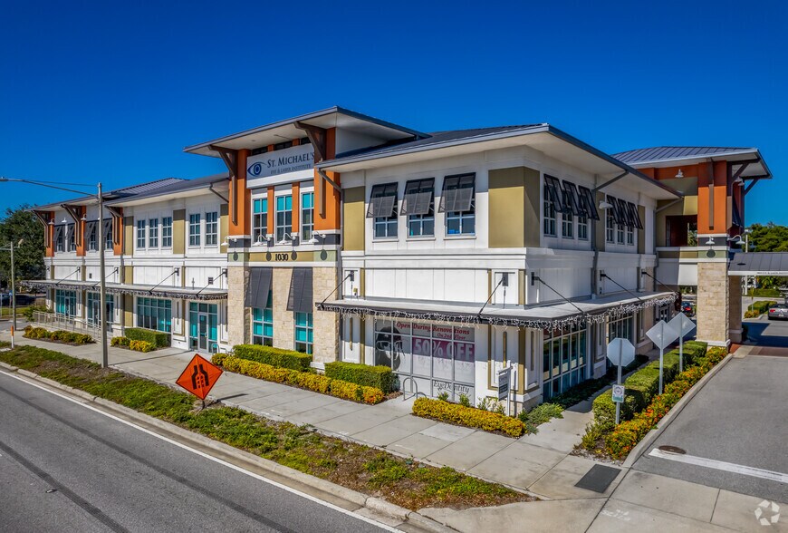 1030 W Bay Dr, Largo, FL à louer - Photo de l’immeuble – Image 1 sur 119