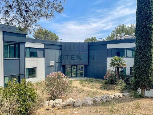 Plus de détails pour Bureau à louer