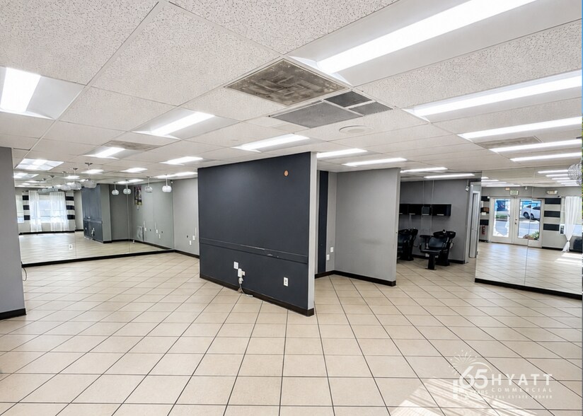 1641 Crain Hwy, Crofton, MD à louer - Photo intérieure – Image 3 sur 13