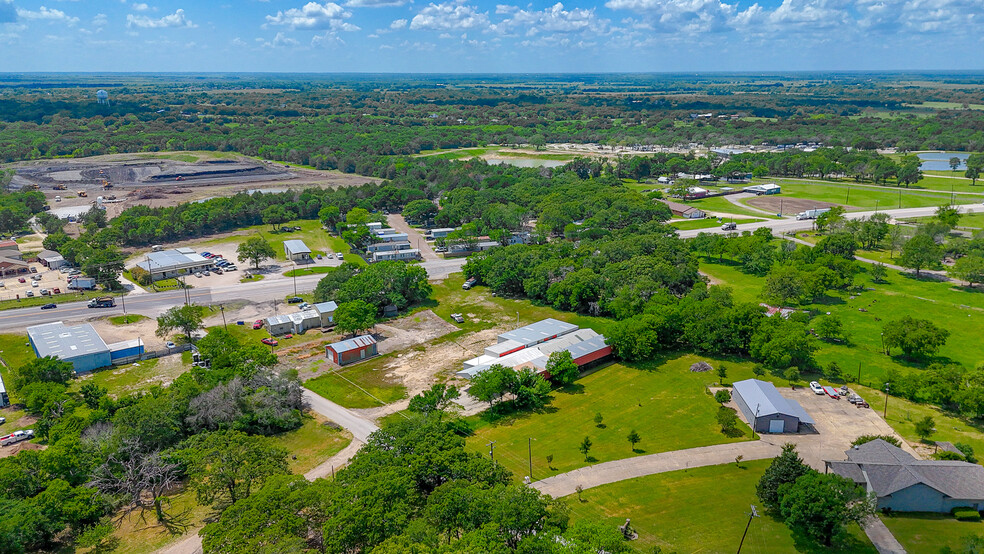 932 Phife Rd, Corsicana, TX à vendre - Photo de l’immeuble – Image 2 sur 18