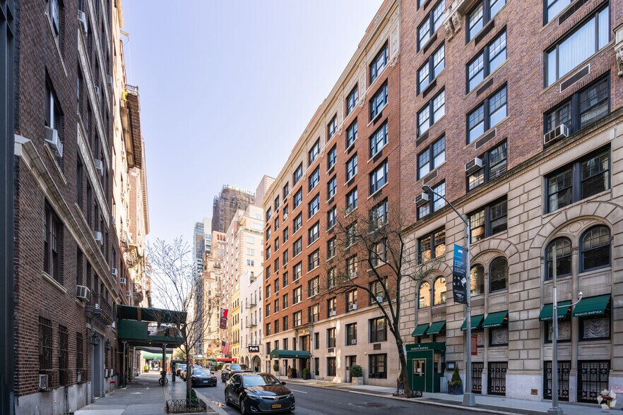 116 E 63rd St, New York, NY à louer - Photo de l’immeuble – Image 1 sur 1