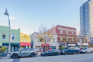 Plus de détails pour 2519 Yonge St, Toronto, ON - Local commercial à louer