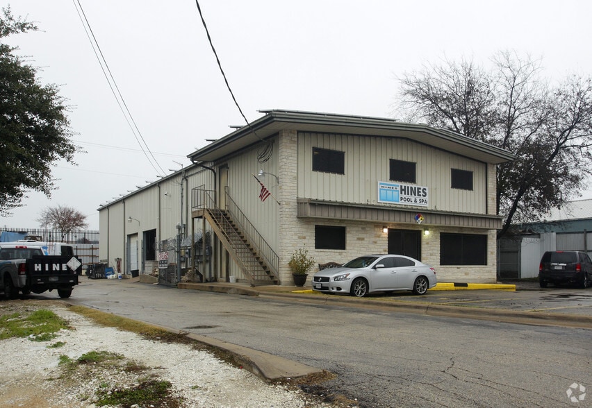 900 McPhaul, Austin, TX à vendre - Photo de l’immeuble – Image 1 sur 36