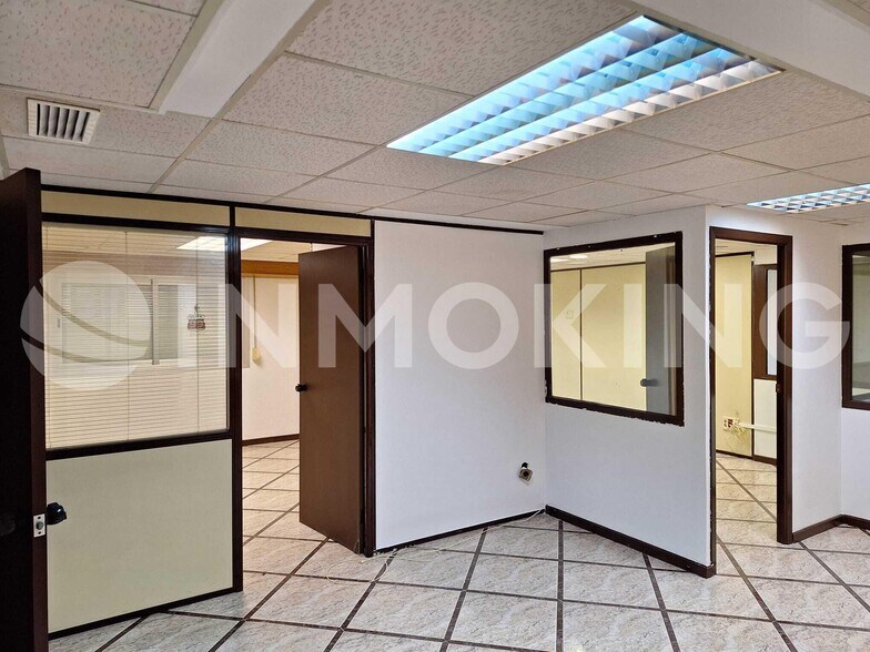Bureau dans València, Valencia à louer - Photo intérieure – Image 3 sur 6