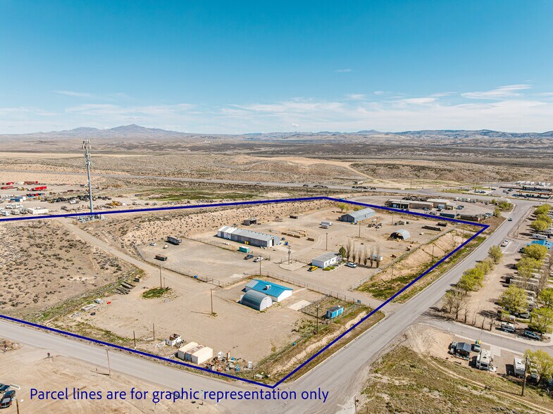 824 Poplar St, Carlin, NV à vendre - Photo de l’immeuble – Image 3 sur 107