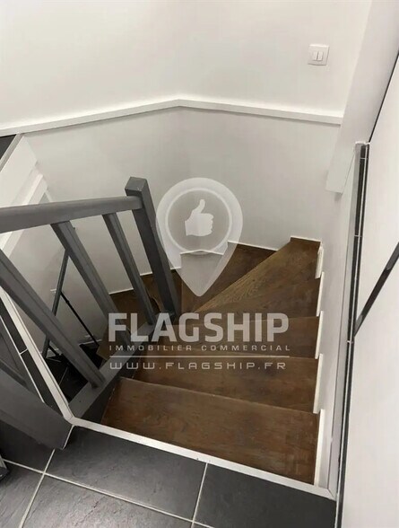 Local commercial dans Paris à louer - Photo intérieure – Image 2 sur 5