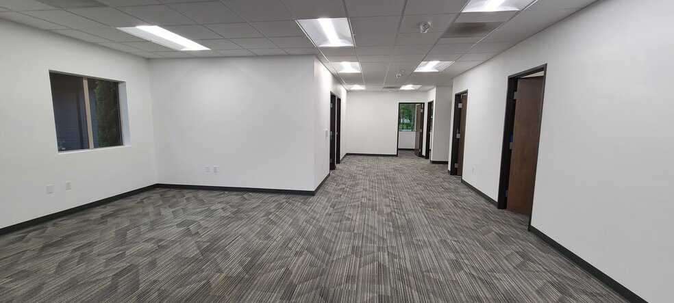 2025 Madrona Ave SE, Salem, OR à louer - Photo intérieure – Image 1 sur 24