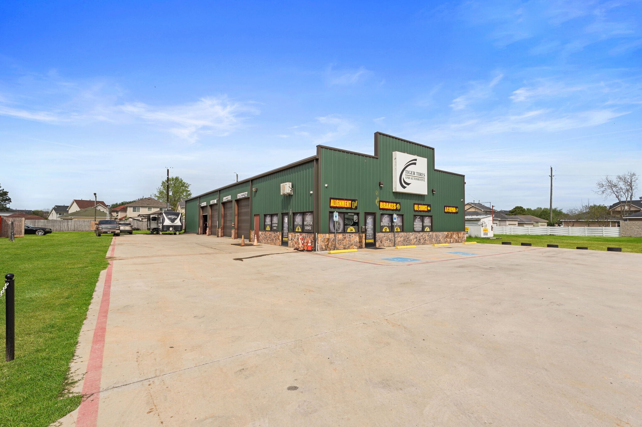 6217 Fry Rd, Katy, TX à vendre Photo de l’immeuble– Image 1 sur 15
