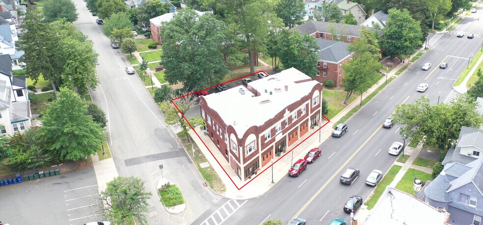 310 S Orange Ave, South Orange, NJ à louer - Photo de l’immeuble – Image 1 sur 2