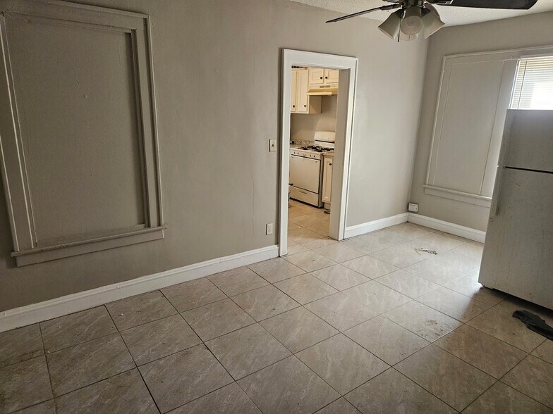 1038 Lockbourne Rd, Columbus, OH à vendre - Photo de l’immeuble – Image 3 sur 15