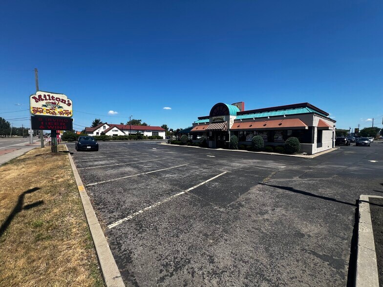 3425 Union Rd, Buffalo, NY à louer - Photo de l’immeuble – Image 3 sur 11