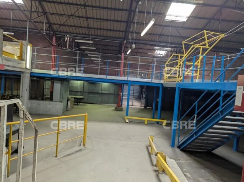 Local d'activités dans Noisy-le-Sec à vendre - Photo de l’immeuble – Image 3 sur 7