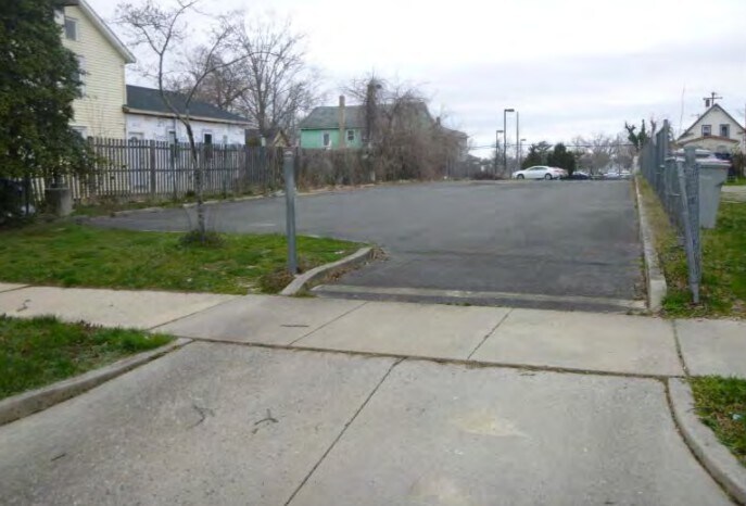 411 W Elmer St, Vineland, NJ à louer Photo principale– Image 1 sur 3