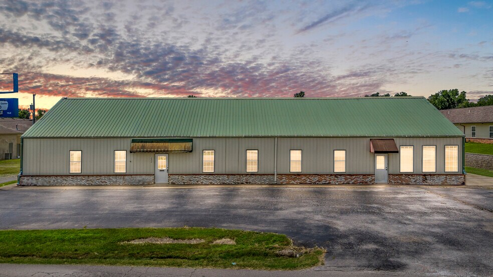 26400 E 111th St S, Coweta, OK à vendre - Photo principale – Image 2 sur 43