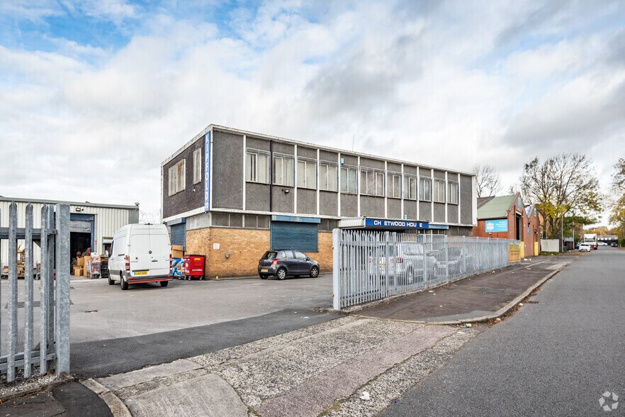 Cheetwood Rd, Manchester à louer - Photo de l’immeuble – Image 3 sur 5