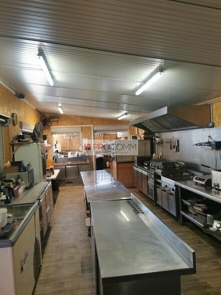 Services hôteliers dans Thionville à vendre - Photo de l’immeuble – Image 2 sur 2