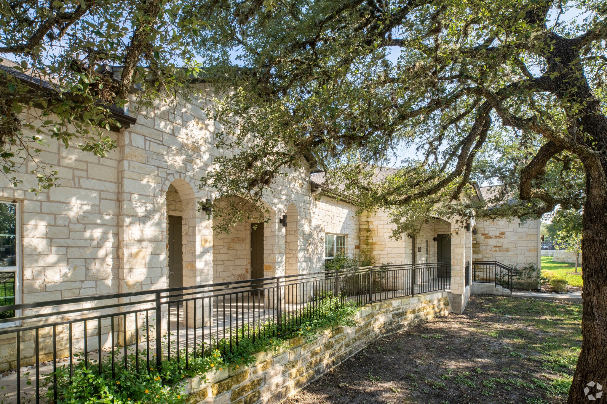 5915 La Crosse Ave, Austin, TX à vendre Photo principale– Image 1 sur 12