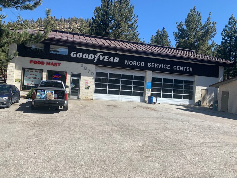 3670 Main St, Mammoth Lakes, CA à louer - Photo de l’immeuble – Image 3 sur 8
