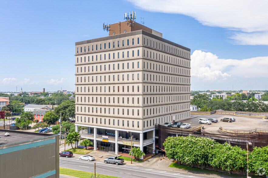 2601 Tulane Ave, New Orleans, LA à louer - Photo de l’immeuble – Image 1 sur 7