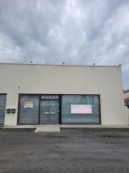 326 Avenue Du Médoc, Eysines à louer - Photo de l’immeuble – Image 1 sur 3