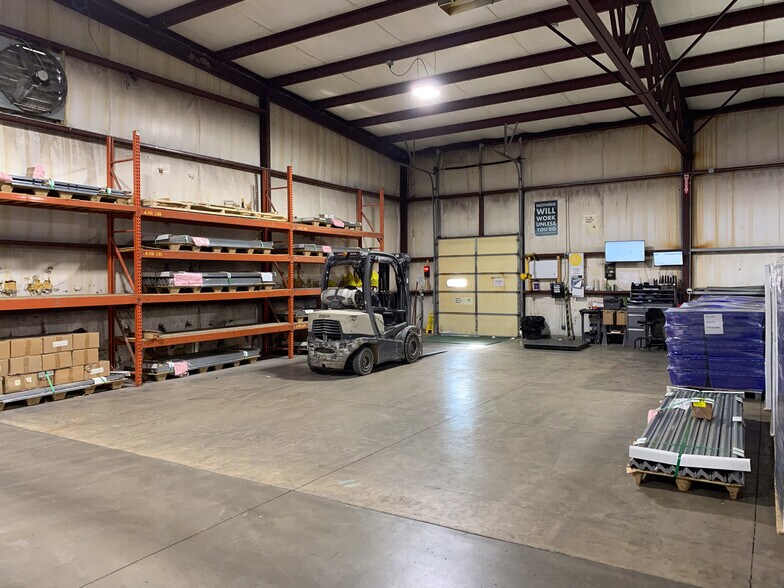 1205 E Summit St, Maquoketa, IA à vendre - Photo de l’immeuble – Image 3 sur 12