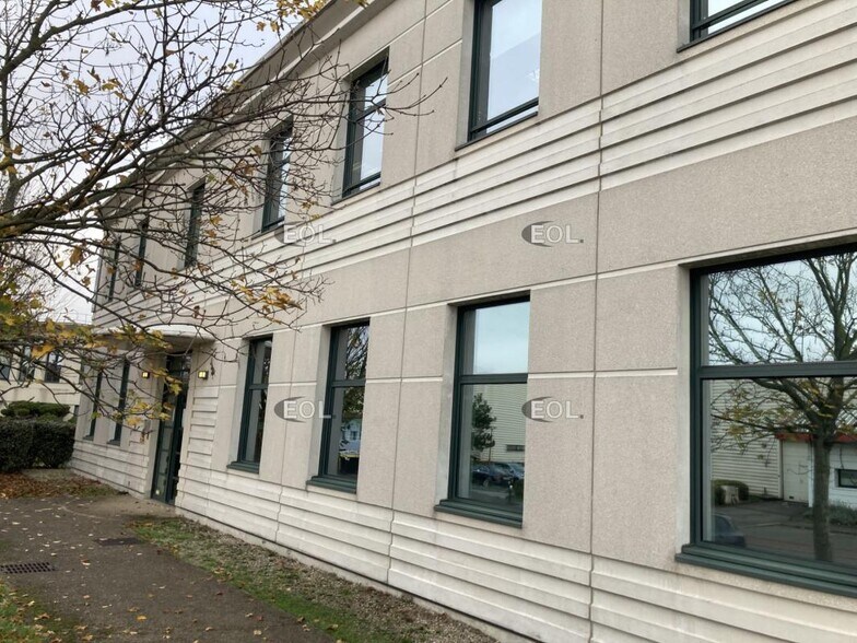 Bureau dans Créteil à louer - Photo de l’immeuble – Image 2 sur 9