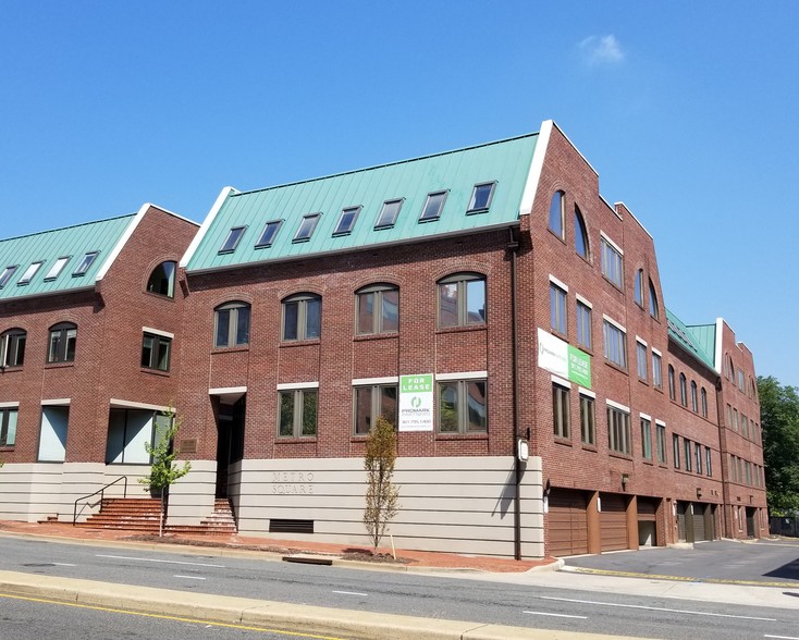 1611 Duke St, Alexandria, VA à louer - Photo de l’immeuble – Image 3 sur 5