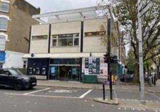 Plus de détails pour 137 Ladbroke Grove, Londres - Bureau/Local commercial à louer